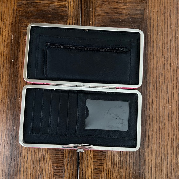 Pink Wallet - Picture 2 of 2